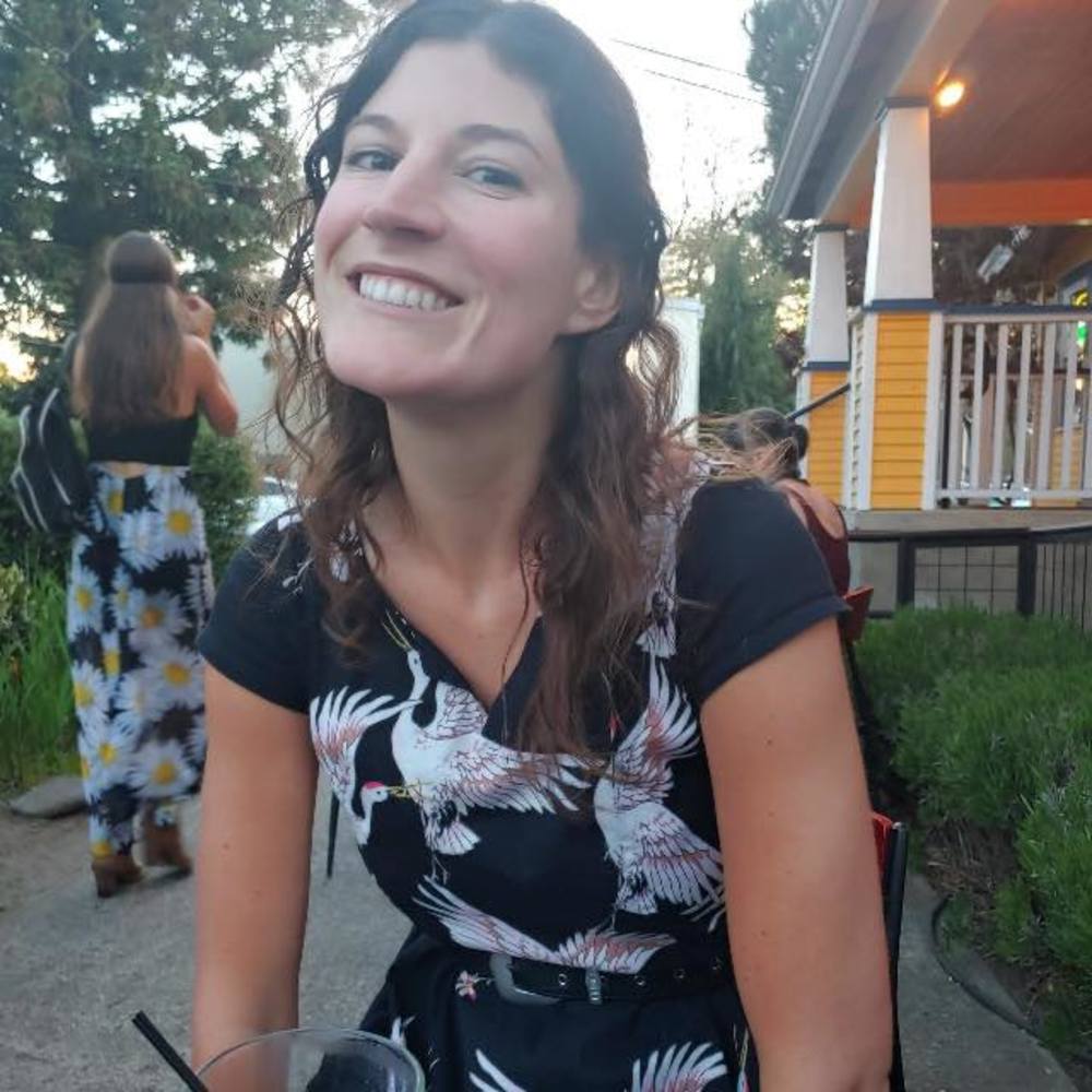 Meet your Posher, Marisa